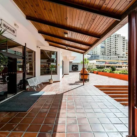 Apartment A 500 M De La Da Rocha